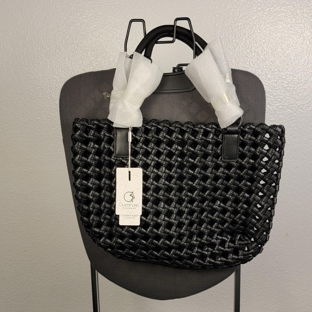 Elegant Black‎ Woven Tote Bag - Picture 2 of 6